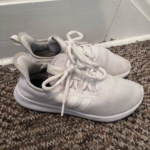 Adidas white cloudfoam sneakers tennis shoes size 6.5